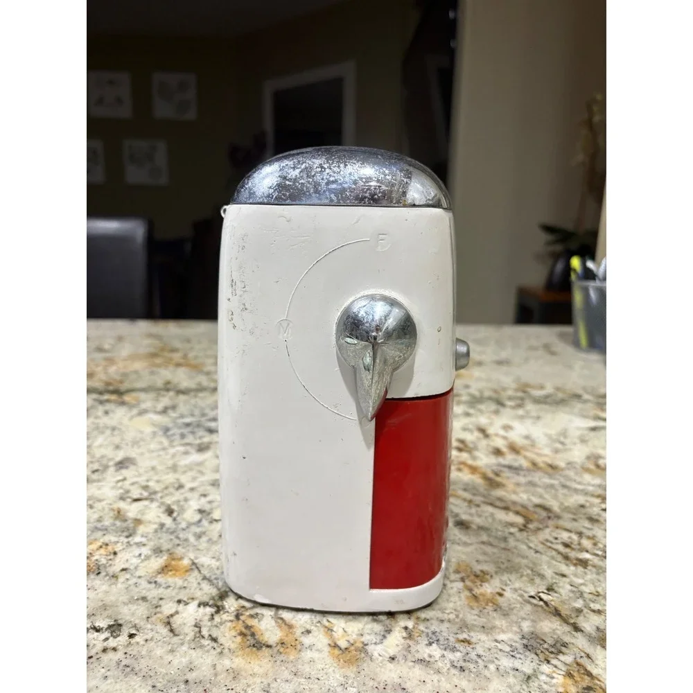 Vintage Ice O Mat Ice Crusher Manual Hand Crank Red White Barware Kitchen Tool‎
